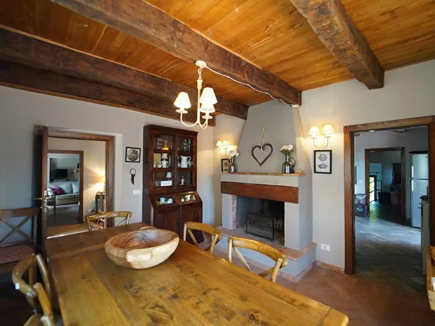 Immagine 18 di Villa in vendita  a Aulla