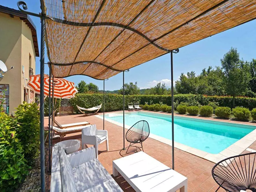 Immagine 6 di Villa in vendita  a Aulla