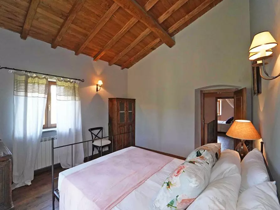 Immagine 20 di Villa in vendita  a Aulla