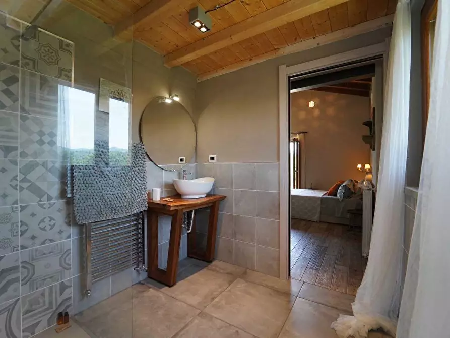 Immagine 29 di Villa in vendita  a Aulla