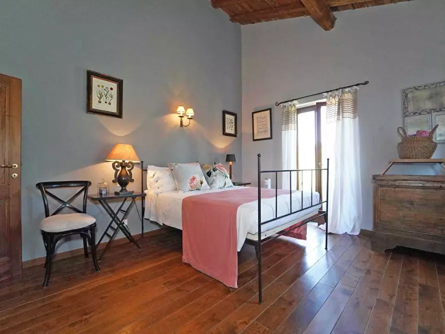 Immagine 19 di Villa in vendita  a Aulla