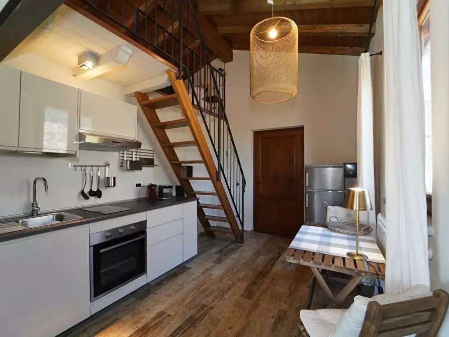 Immagine 9 di Villa in vendita  a Aulla