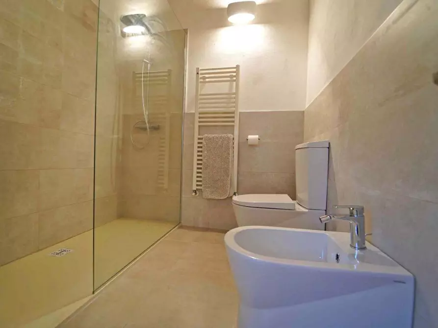 Immagine 33 di Villa in vendita  a Aulla