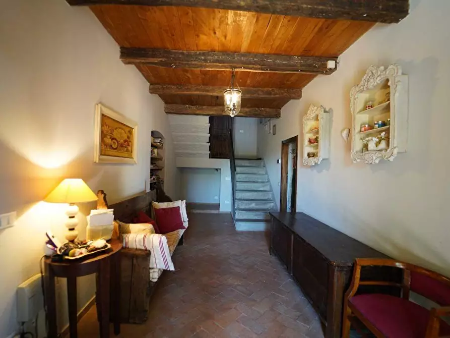 Immagine 16 di Villa in vendita  a Aulla