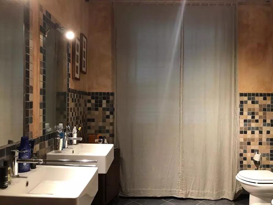 Immagine 40 di Villa in vendita  a Empoli