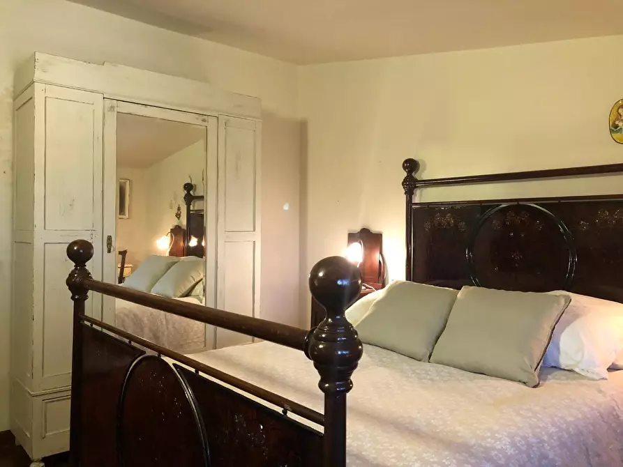 Immagine 51 di Villa in vendita  a Empoli