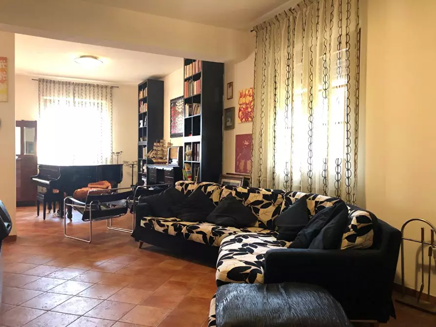 Immagine 11 di Villa in vendita  a Empoli