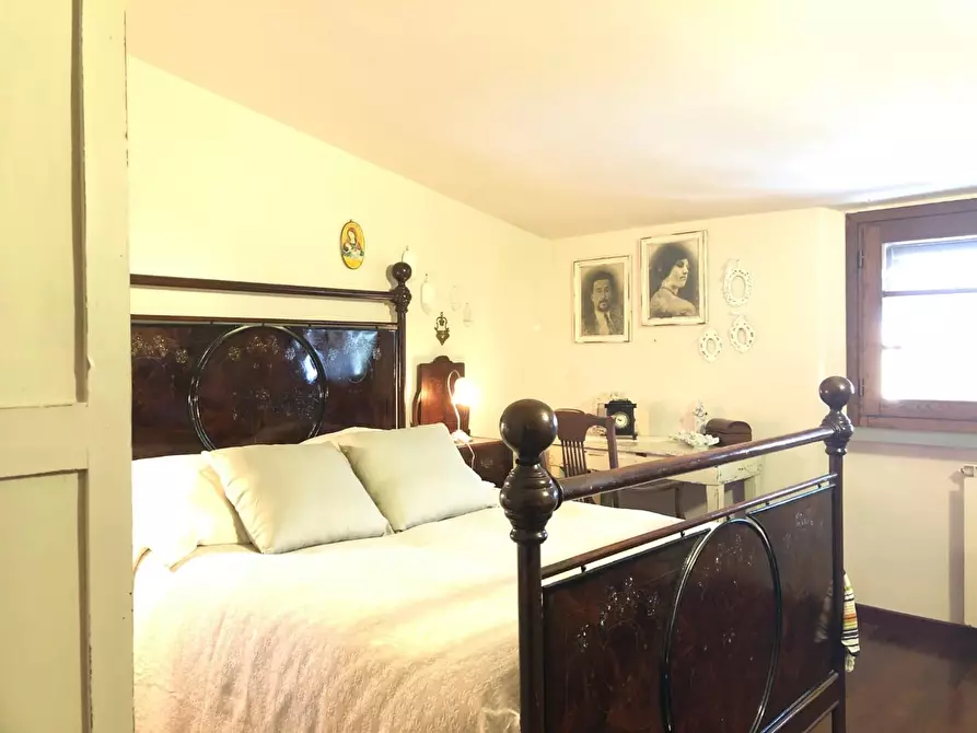 Immagine 50 di Villa in vendita  a Empoli