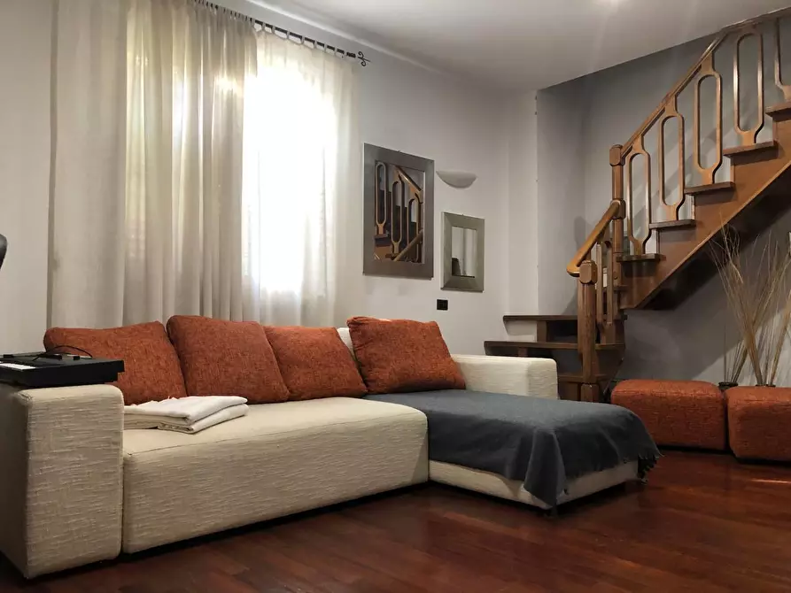 Immagine 37 di Villa in vendita  a Empoli
