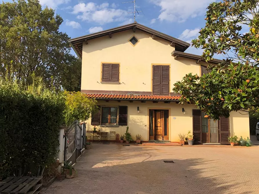 Immagine 21 di Villa in vendita  a Empoli