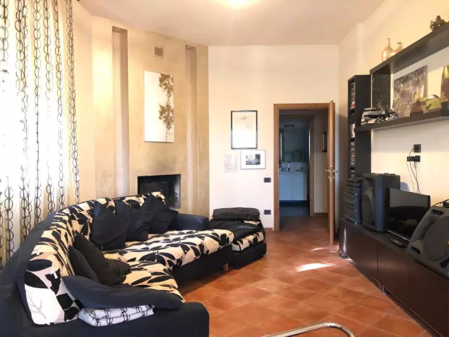 Immagine 9 di Villa in vendita  a Empoli