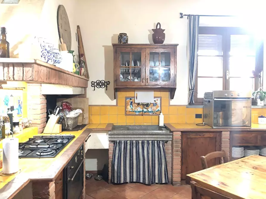 Immagine 7 di Villa in vendita  a Empoli