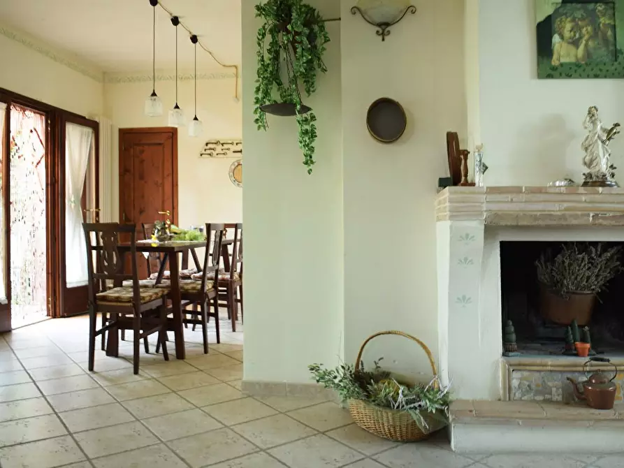 Immagine 6 di Porzione di casa in vendita  a Casole D'elsa