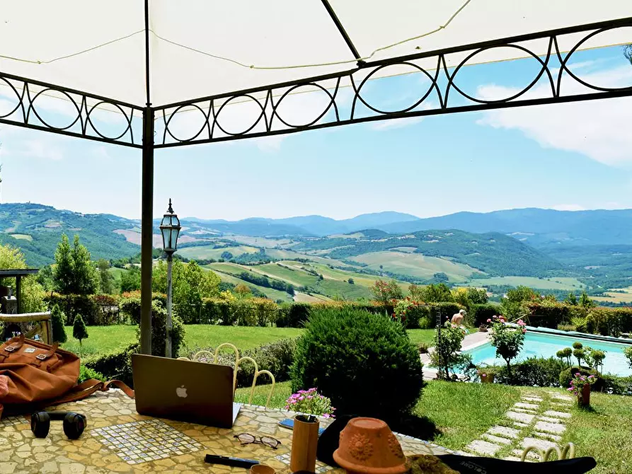 Immagine 13 di Porzione di casa in vendita  a Casole D'elsa