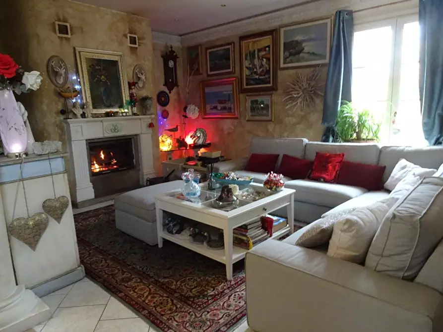 Immagine 29 di Villa in vendita  a Casciana Terme Lari