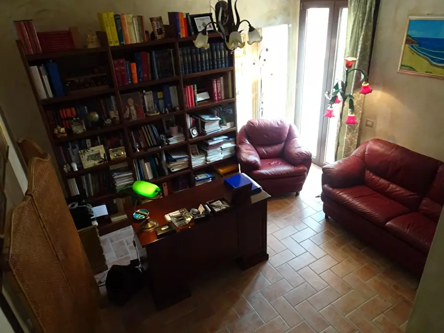 Immagine 9 di Villa in vendita  a Casciana Terme Lari