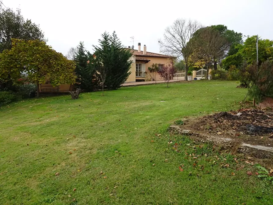 Immagine 21 di Villa in vendita  a Casciana Terme Lari