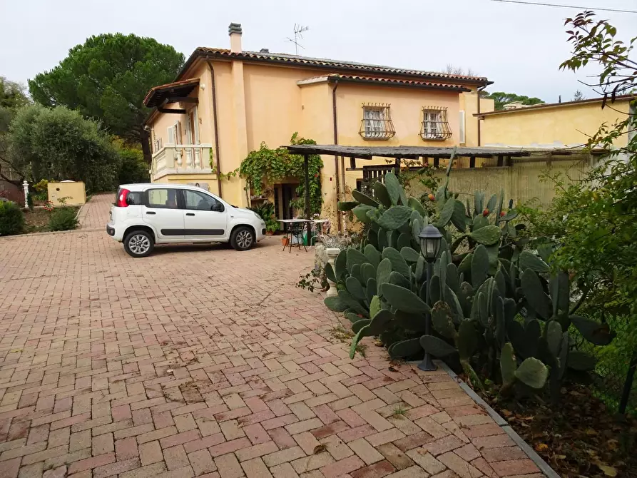 Immagine 24 di Villa in vendita  a Casciana Terme Lari