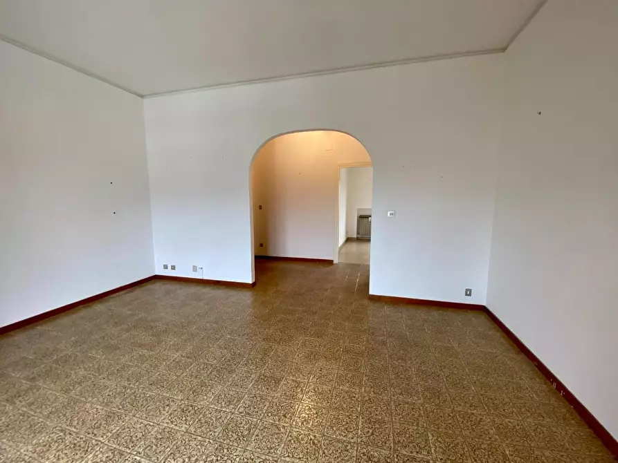 Immagine 2 di Appartamento in affitto  a Lucca
