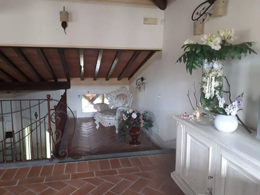 Immagine 13 di Villa in vendita  a Buti