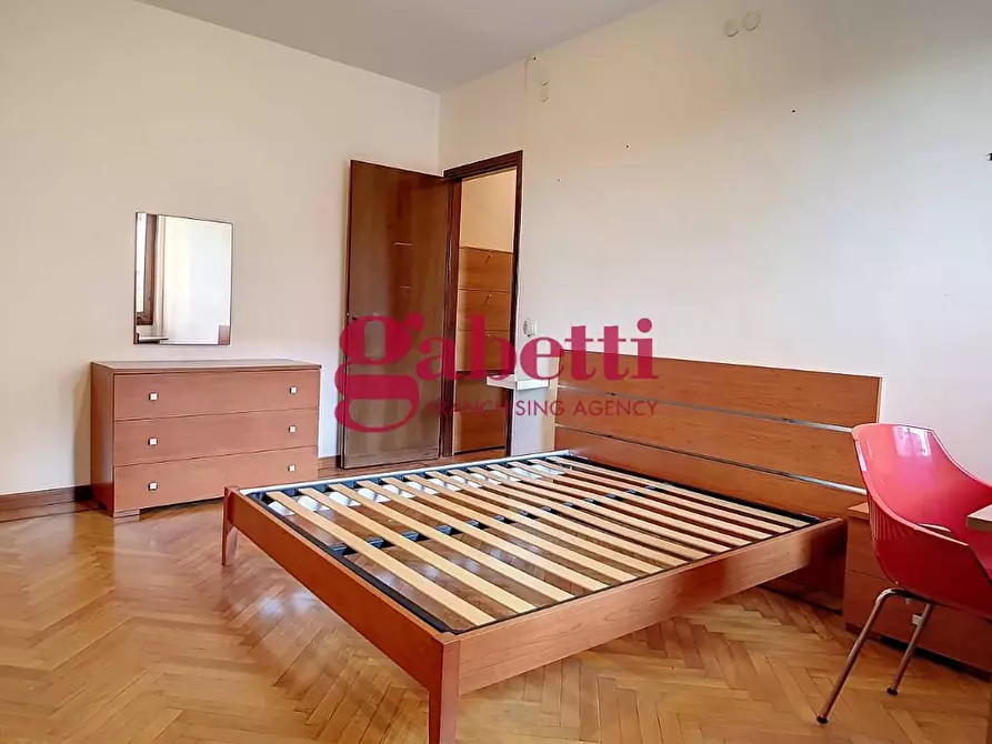 Immagine 15 di Appartamento in vendita  a Pisa