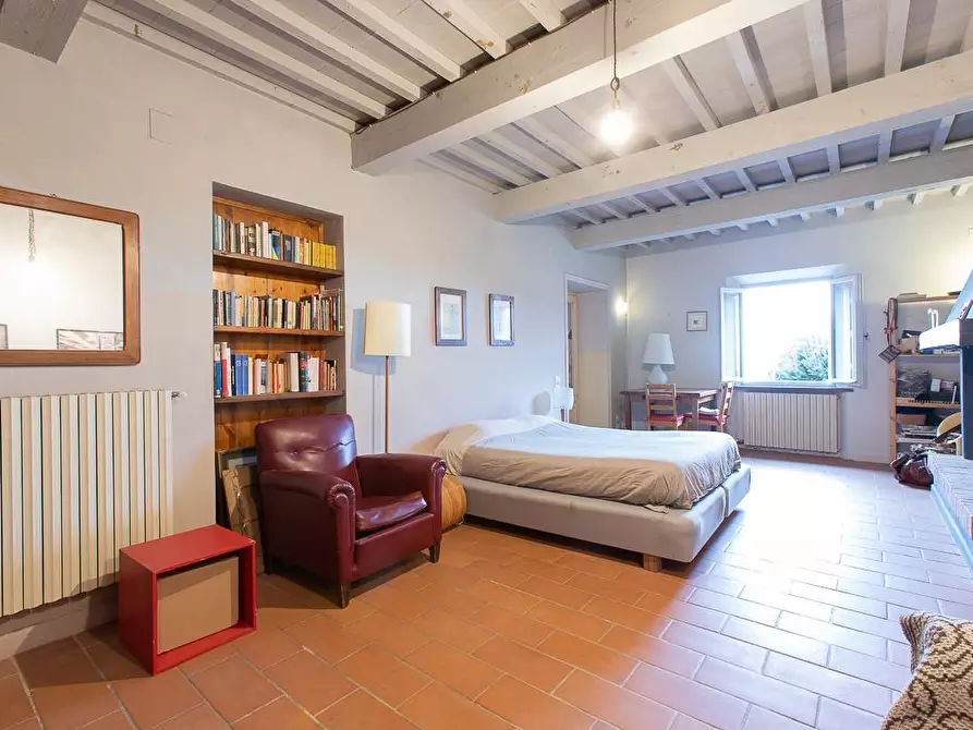 Immagine 58 di Rustico / casale in vendita  a Pisa