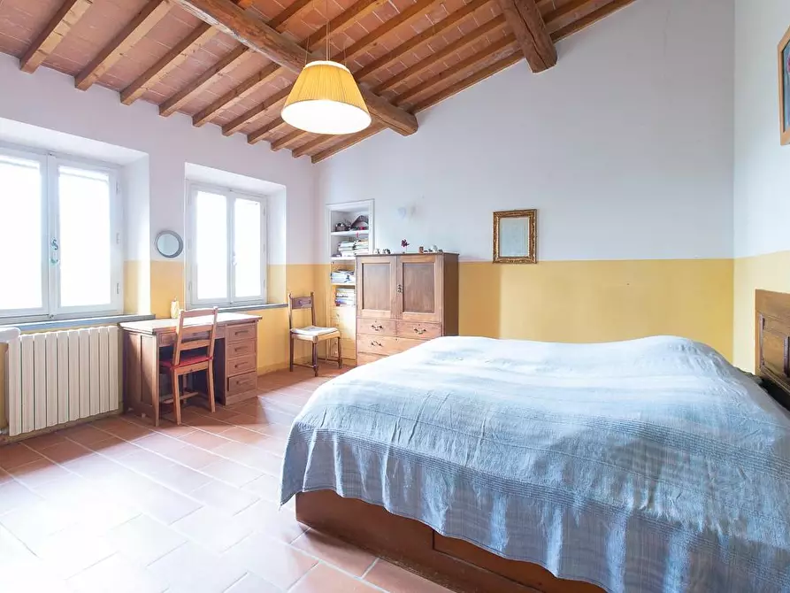 Immagine 8 di Rustico / casale in vendita  a Pisa