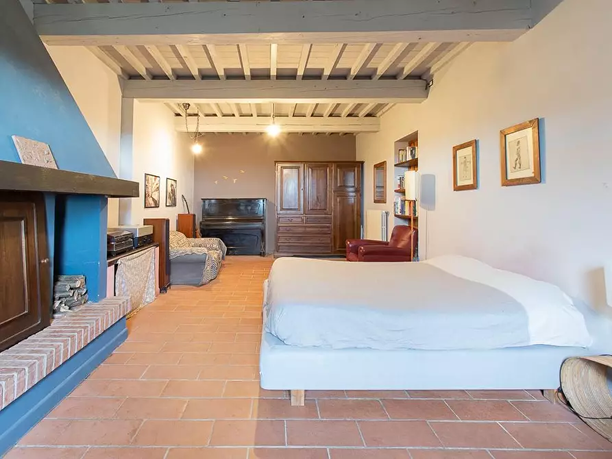 Immagine 57 di Rustico / casale in vendita  a Pisa