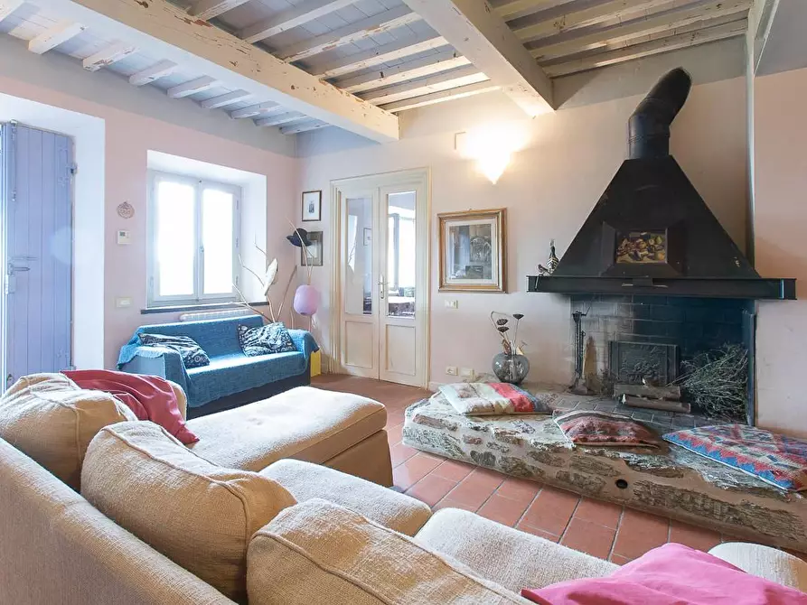 Immagine 2 di Rustico / casale in vendita  a Pisa