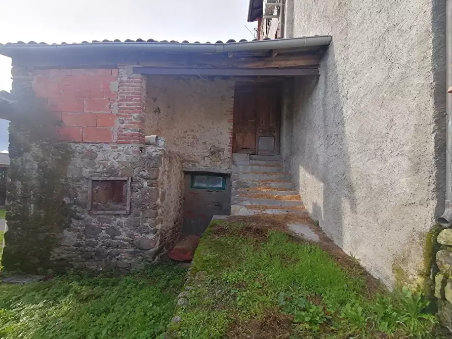 Immagine 20 di Rustico / casale in vendita  a Gallicano