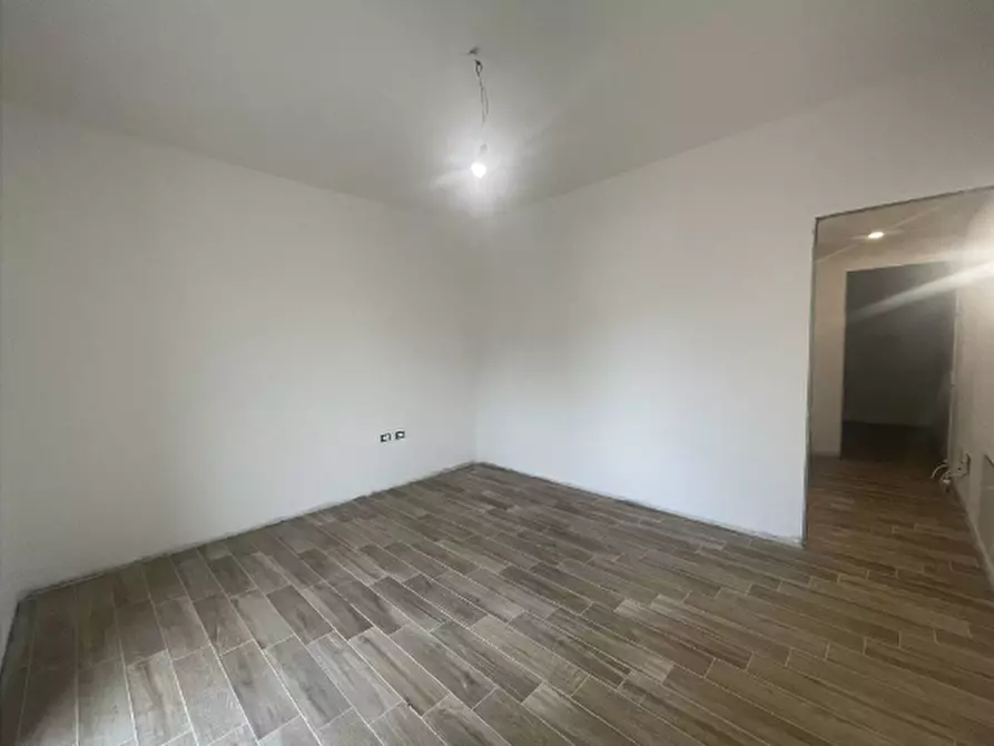 Immagine 9 di Villetta a schiera in vendita  a Aulla