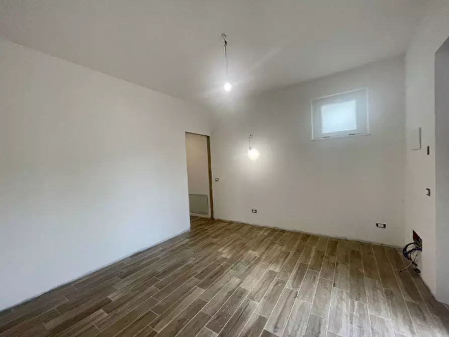 Immagine 3 di Villetta a schiera in vendita  a Aulla