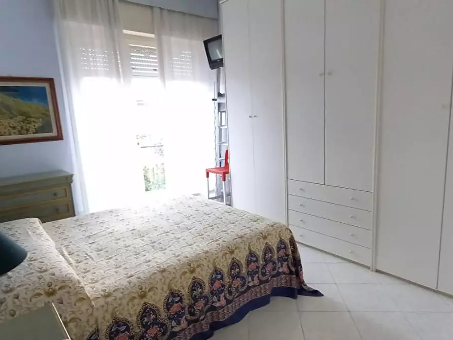 Immagine 15 di Appartamento in affitto  a Camaiore