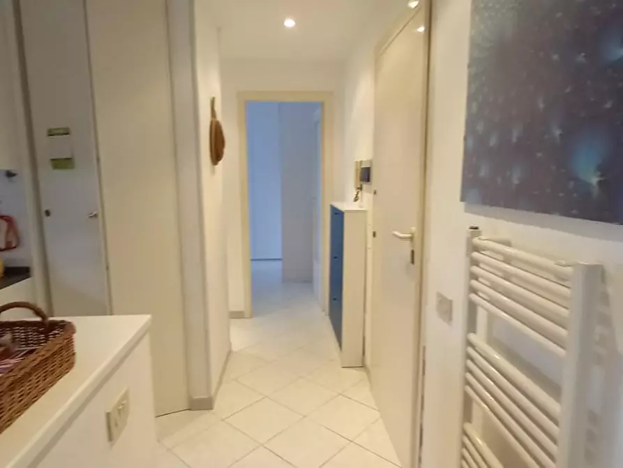 Immagine 11 di Appartamento in affitto  a Camaiore