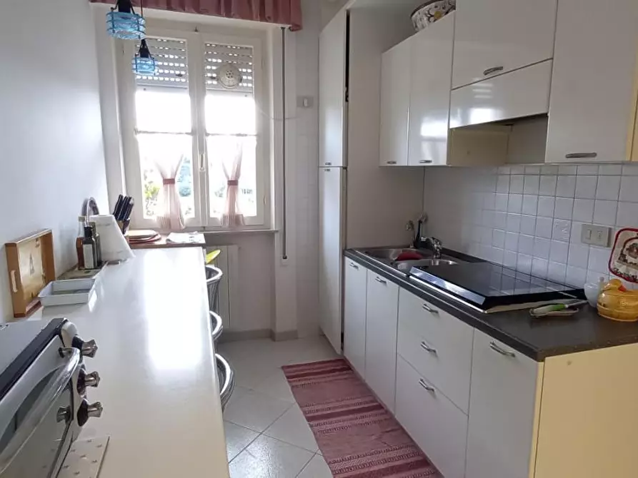 Immagine 7 di Appartamento in affitto  a Camaiore