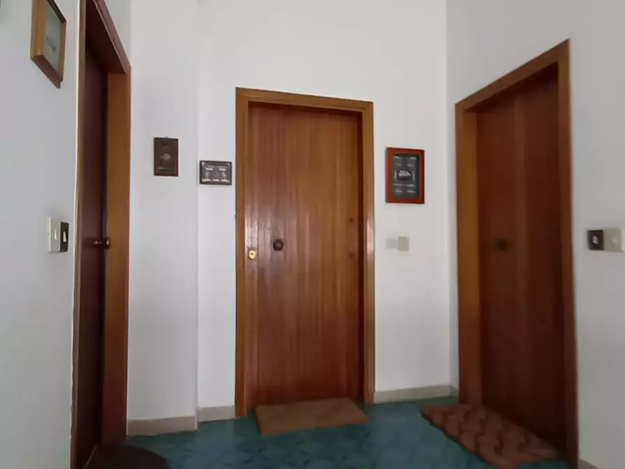 Immagine 4 di Appartamento in affitto  a Camaiore