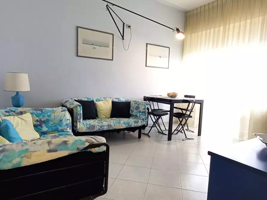 Immagine 1 di Appartamento in affitto  a Camaiore
