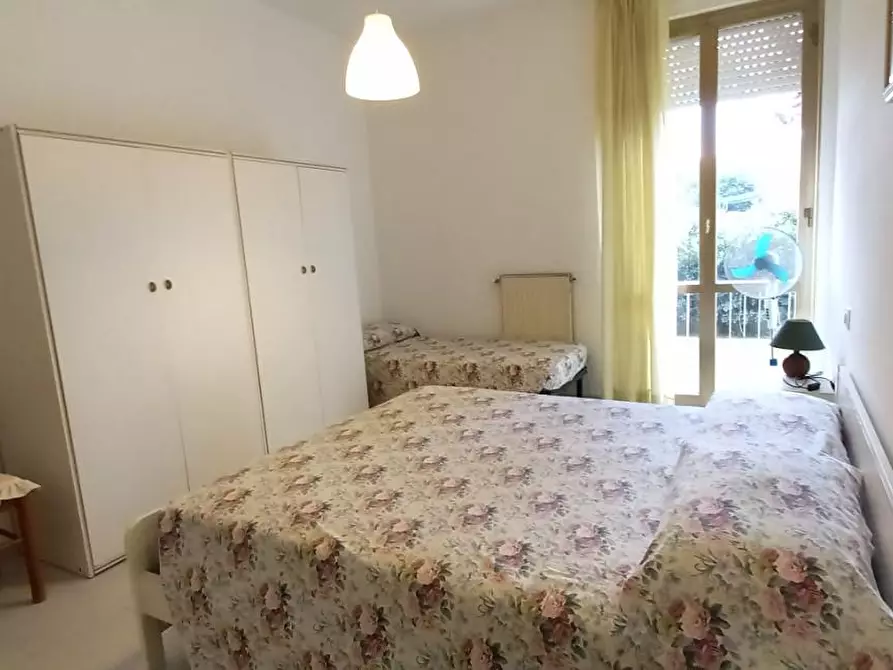 Immagine 17 di Appartamento in affitto  a Camaiore