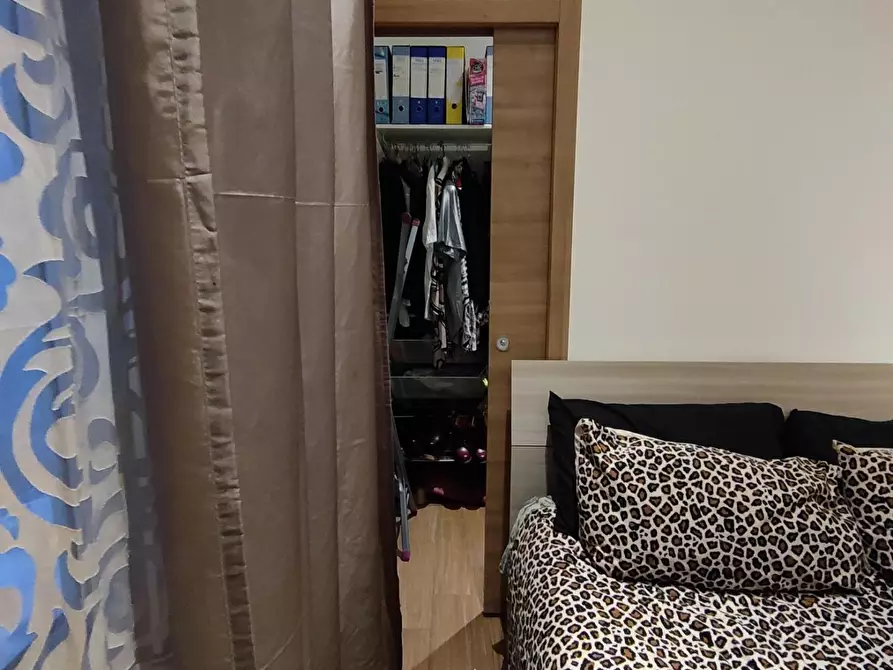 Immagine 10 di Appartamento in vendita  a Livorno