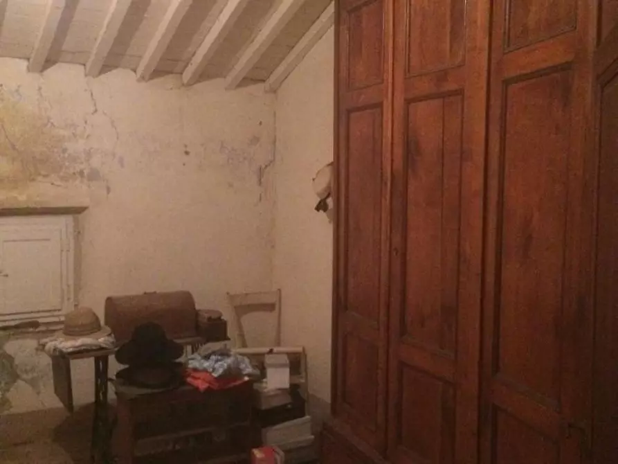 Immagine 9 di Villa in vendita  a Terricciola