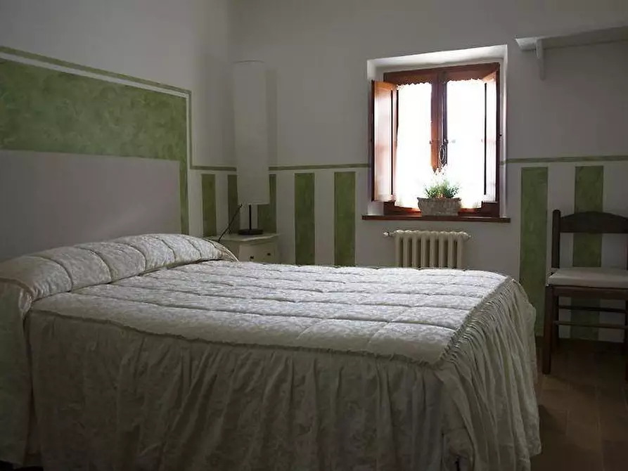 Immagine 31 di Casa colonica in vendita  a Larciano