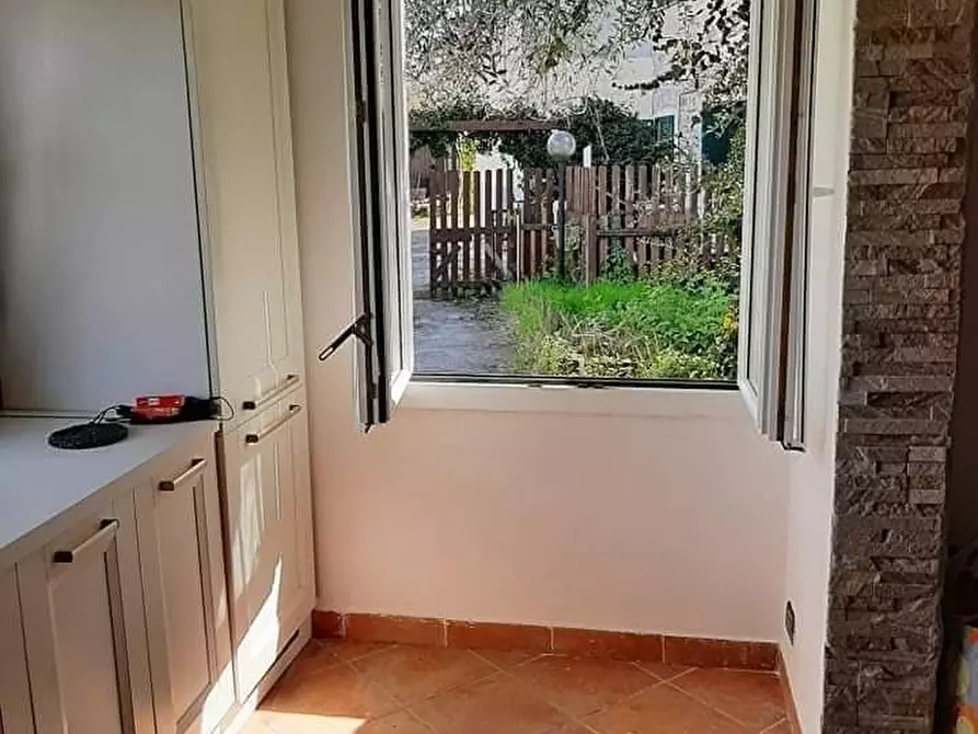 Immagine 9 di Casa indipendente in vendita  a Vezzano Ligure