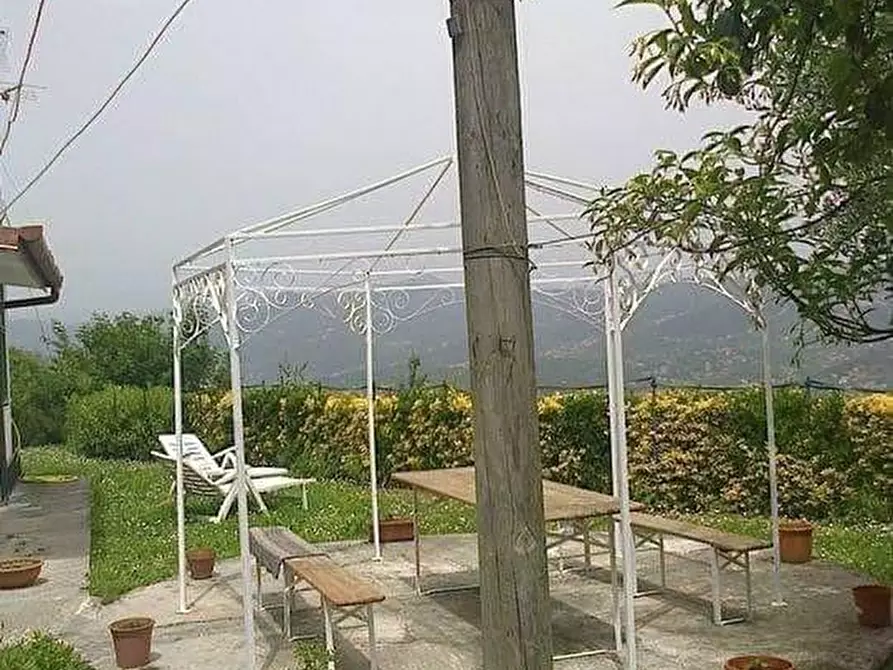 Immagine 4 di Casa indipendente in vendita  a Vezzano Ligure