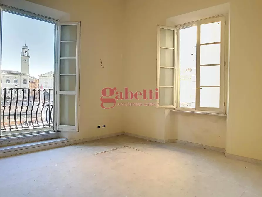 Immagine 15 di Appartamento in vendita  a Pisa