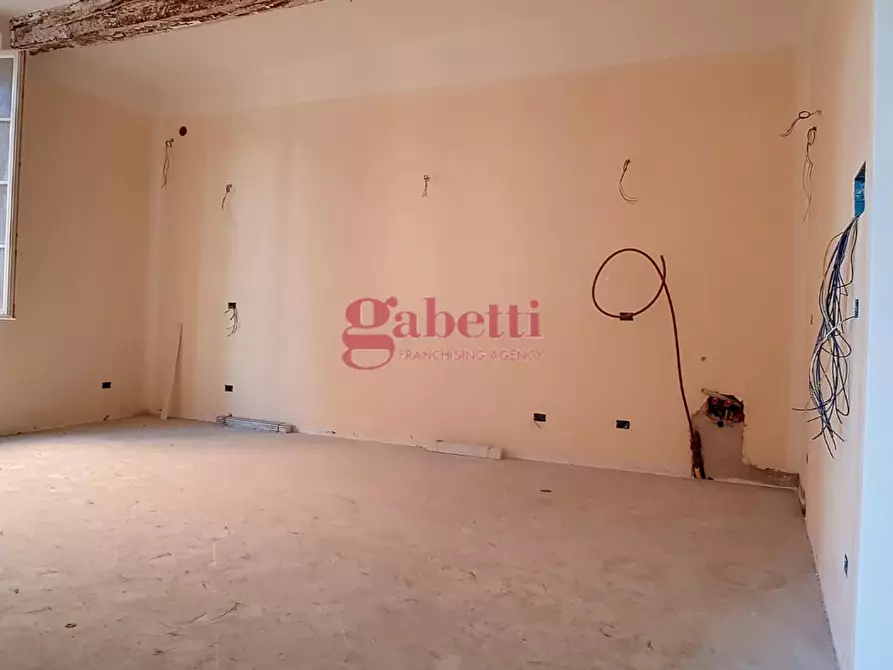 Immagine 4 di Appartamento in vendita  a Pisa