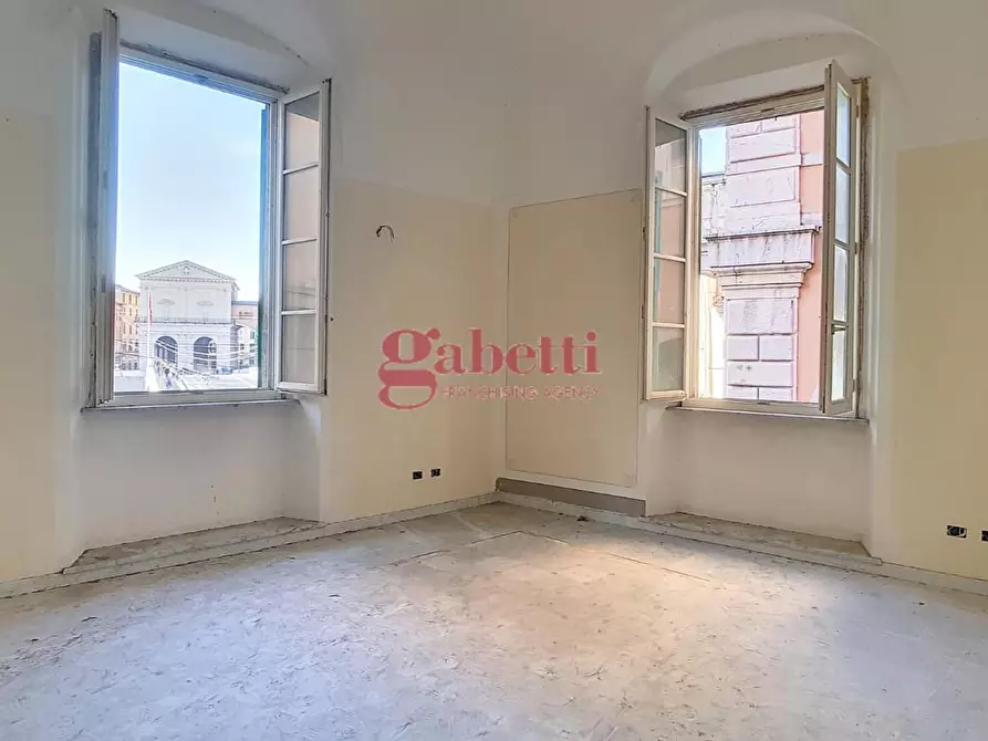 Immagine 10 di Appartamento in vendita  a Pisa