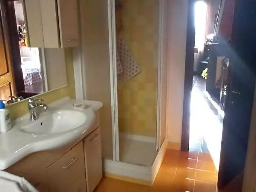 Immagine 9 di Appartamento in vendita  a Castelfiorentino