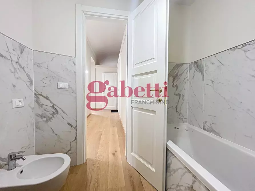 Immagine 24 di Appartamento in vendita  a Pisa