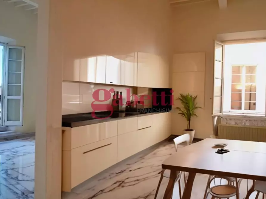 Immagine 3 di Appartamento in vendita  a Pisa