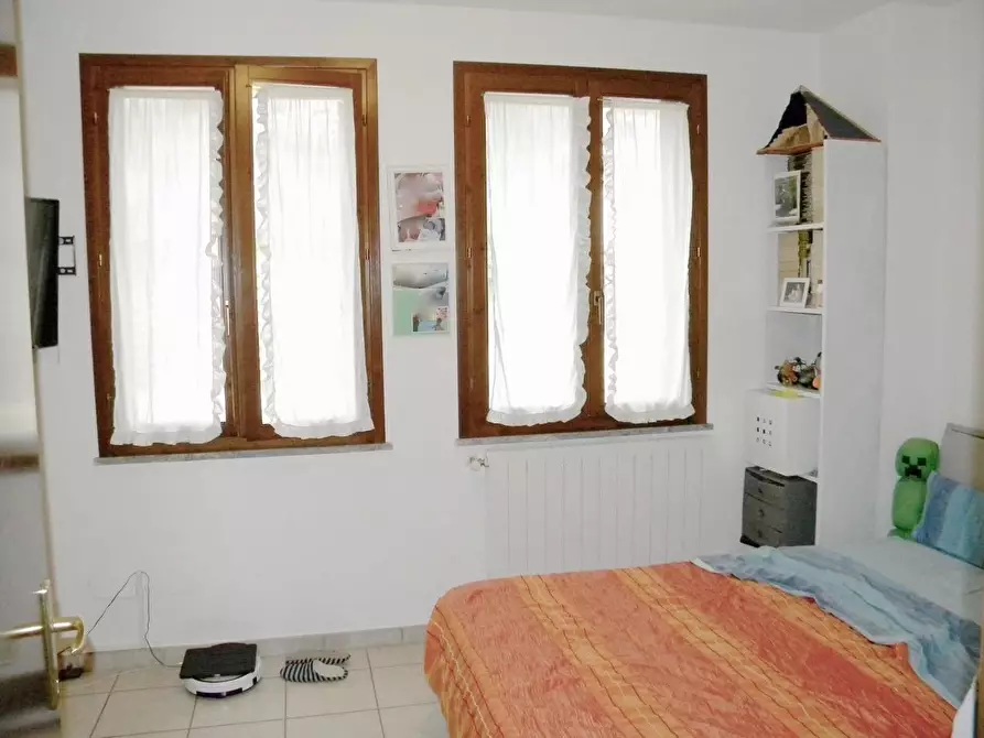 Immagine 8 di Casa bifamiliare in vendita  a Pontedera